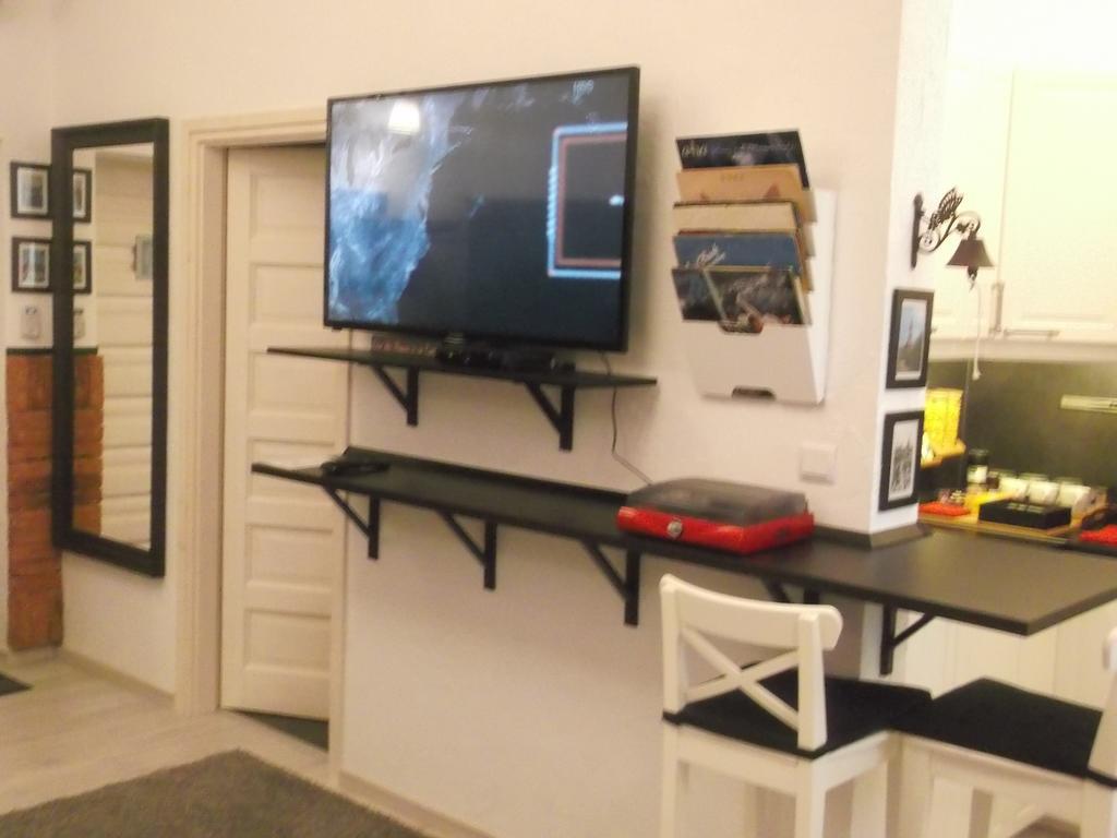 Belvarosi Apartmanszallo - Кишкунфеледьхаза Экстерьер фото